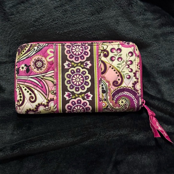 Vera Bradley Zip Around Wallet – Very Berry Paisley (Retired) - Picture 3 of 6